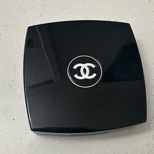 Chanel blush